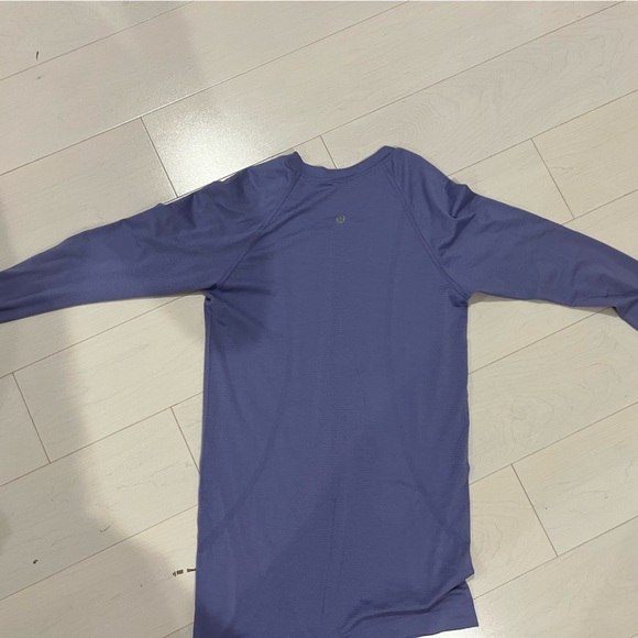 Purple lululemon long sleeve swiftly tech - Picture 2 of 3